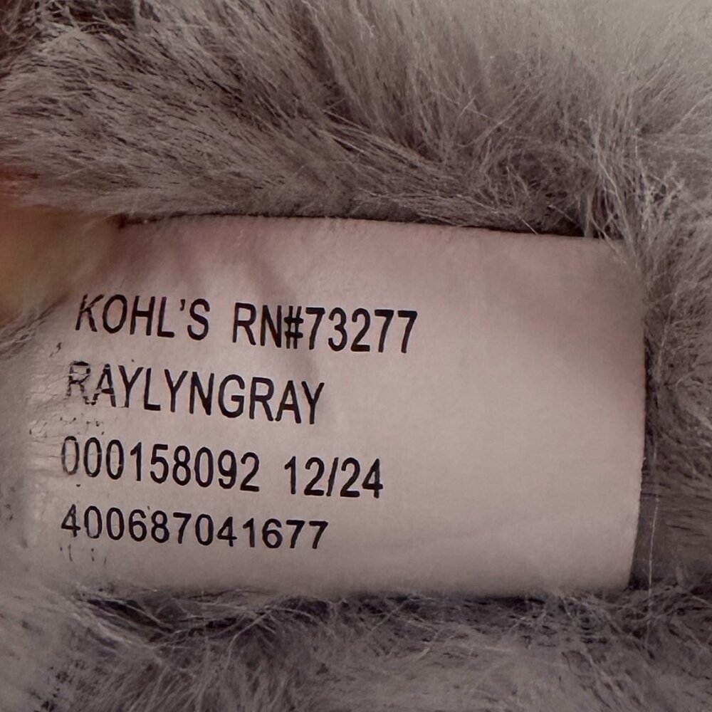 LC Lauren Conrad Womens Size Small 6-7 Light Grey Gray Fuzzy Furry Slippers NWOT - Picture 6 of 7